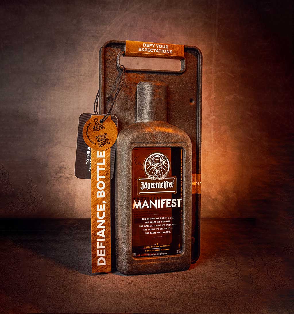 PaperFoam packaging for Jägermeister